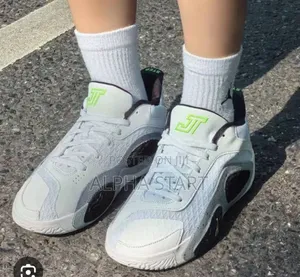 Air Jordan Tatum 2
Available on Hand
Super Master_quality