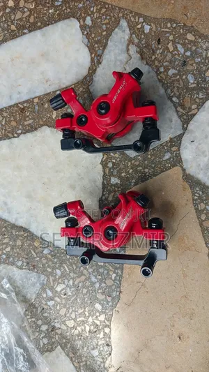 A Pair (2x) of Slightly Used Red Cable Disk Brake With Pads