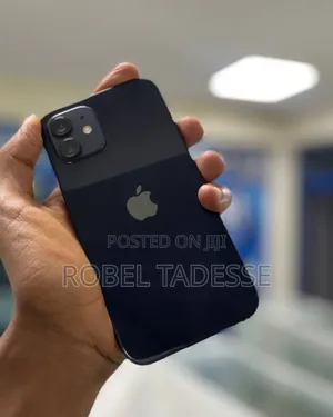 Photo - New Apple iPhone 12 64 GB Black