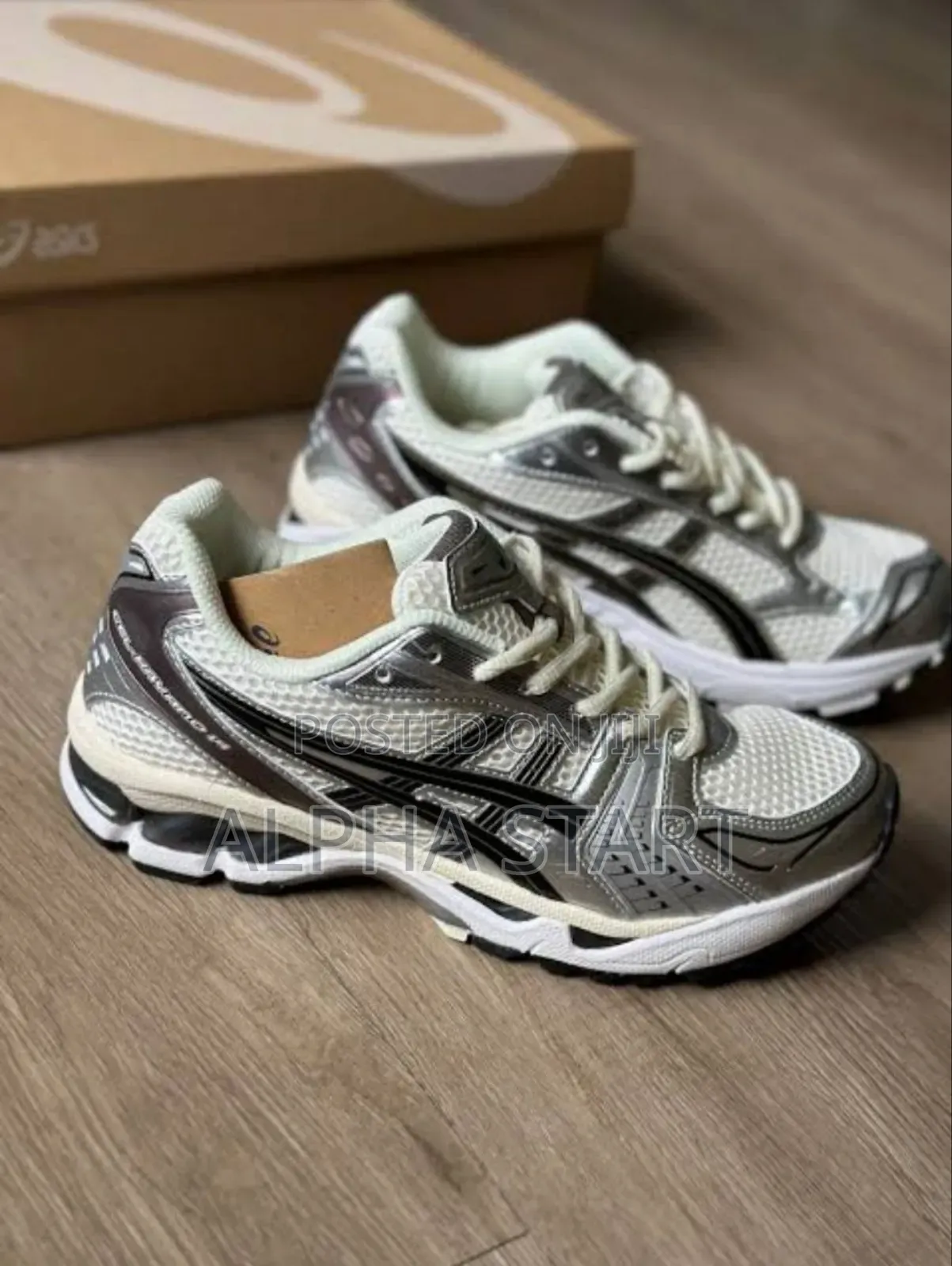 Asics Gel-Kayano 14 Cream Black Available on Hand
Super Mas