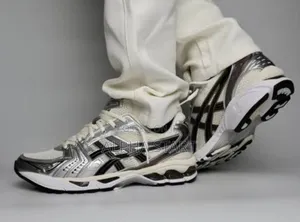 Asics Gel-Kayano 14 Cream Black Available on Hand
Super Mas