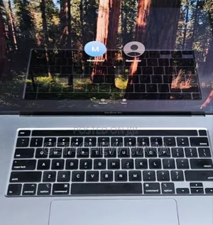 New Laptop Apple MacBook Pro 2019 32GB Intel Core I9 SSD 512GB