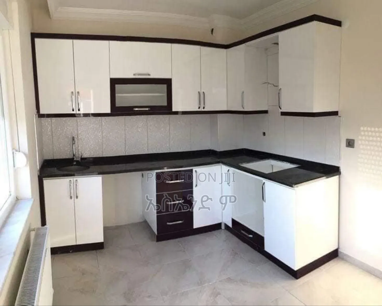 Black White Kitchen Cabinet Design
