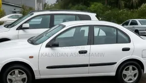 Nissan Sunny 2001 White