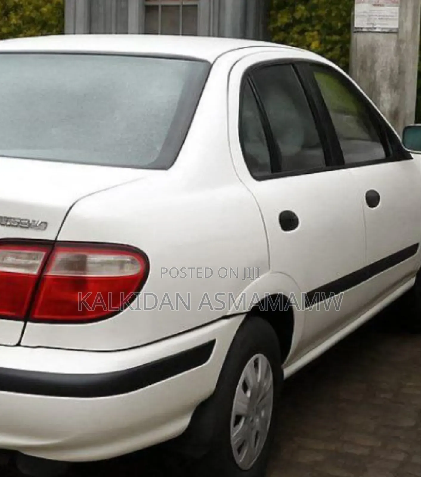 Nissan Sunny 2001 White
