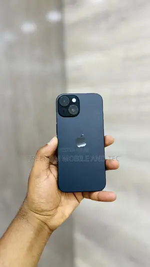 Apple iPhone 15 128 GB Black