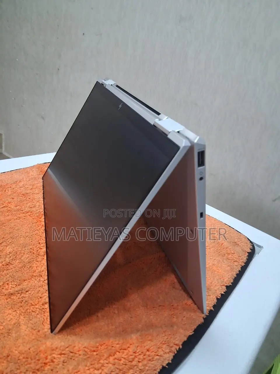 New Laptop HP EliteBook X GB Intel Core I7 SSD 512GB