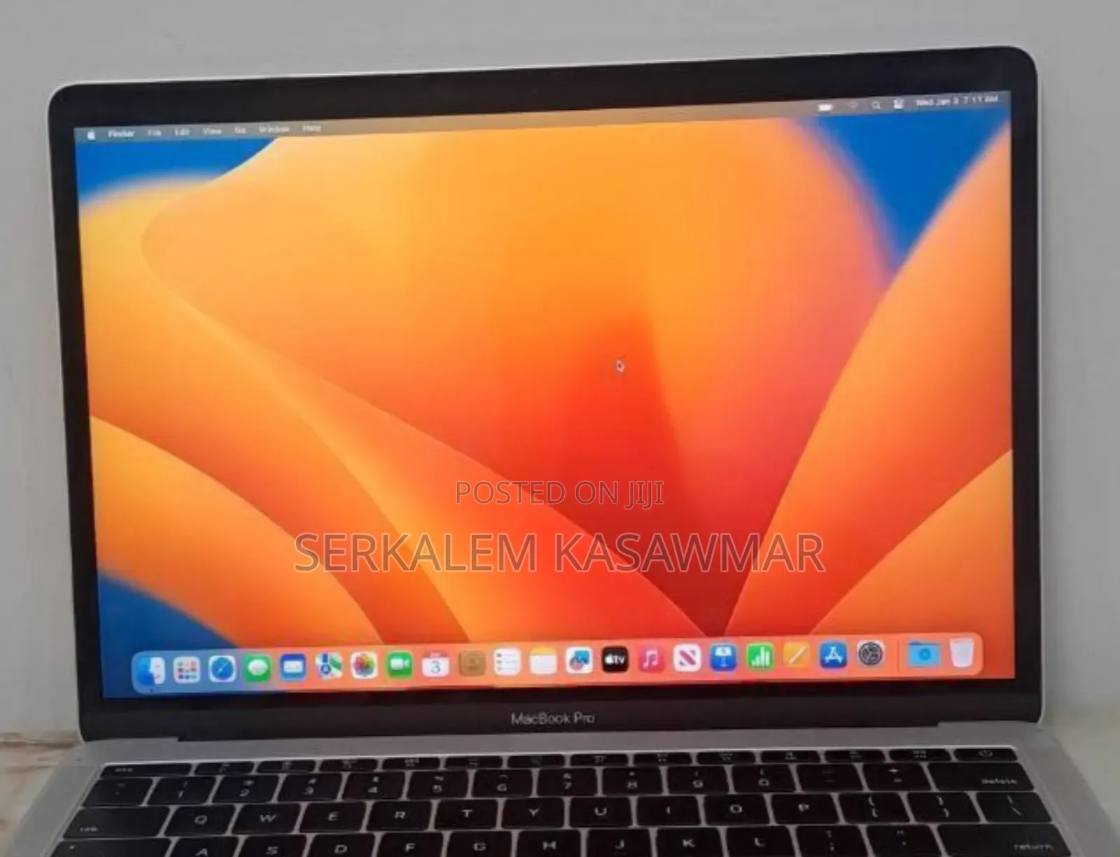 New Laptop Apple MacBook Pro 2017 8GB Intel Core I5 SSD 128GB