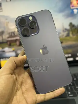 Photo - Apple iPhone 14 Pro Max 256 GB Purple