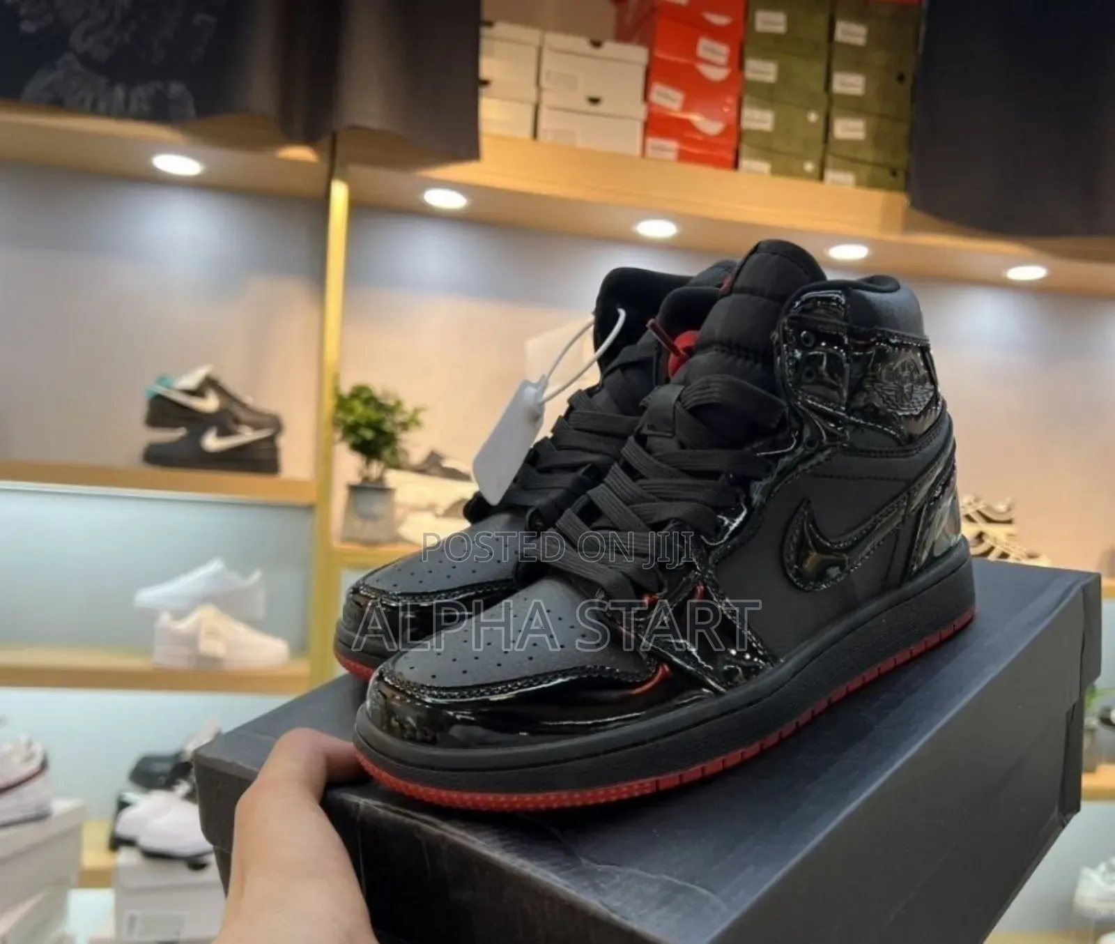 T Jordan 1 High 
Available on Hand
Super Master_quality