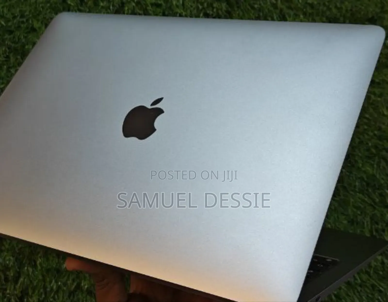 New Laptop Apple MacBook Air 2020 M1 8GB Apple M1 SSD 256GB