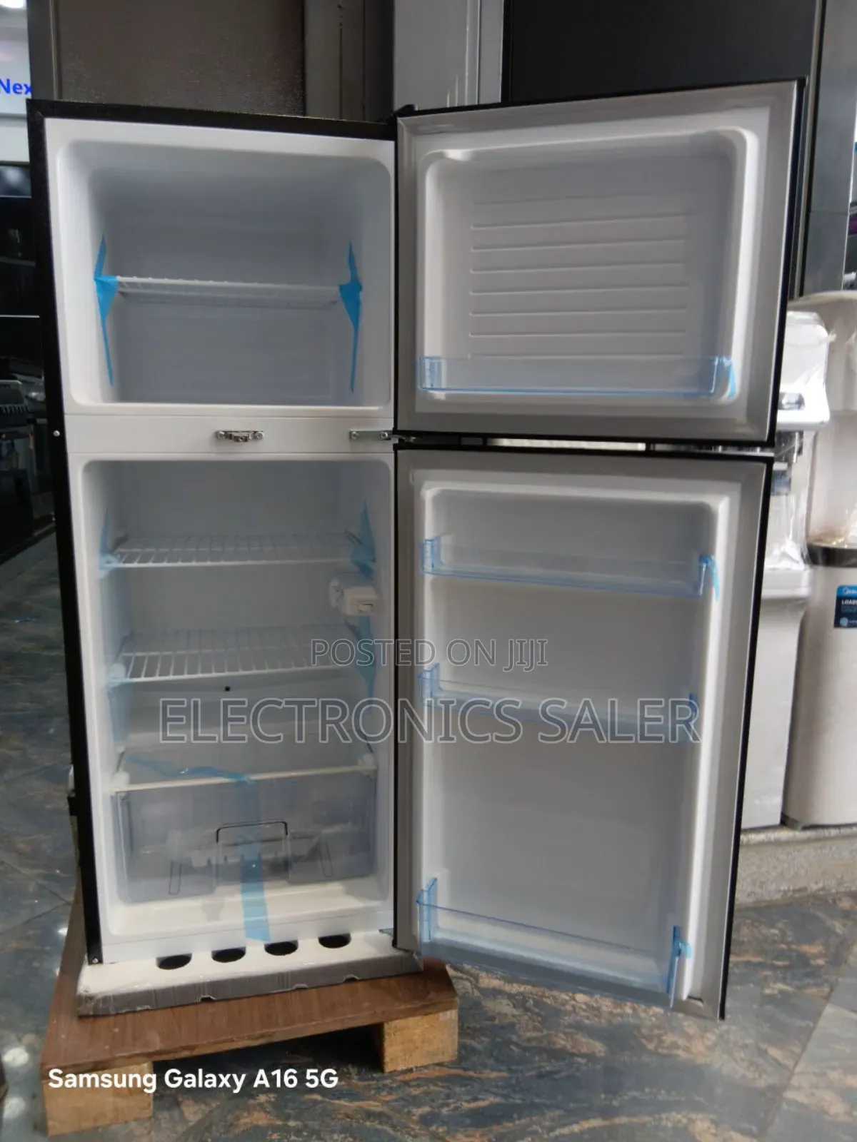 Crystal Refrigerator 225l