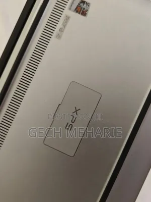 New Laptop Dell XPS 13 8GB Intel Core I7 SSD 256GB