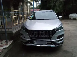 Tucson 2020 For Rent With Driver