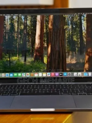 New Laptop Apple MacBook Pro 2020 8GB Intel Core I5 SSD 256GB