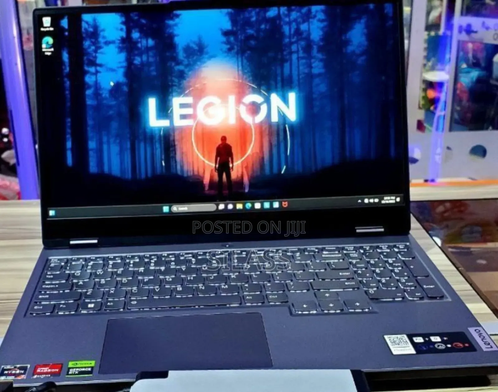 New Laptop Lenovo Legion 5 16GB AMD Ryzen 7 SSD 1T