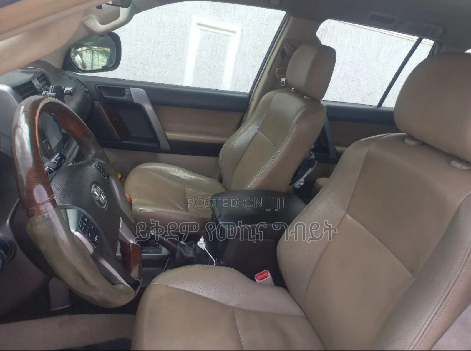 Toyota Land Cruiser Prado 2011 White