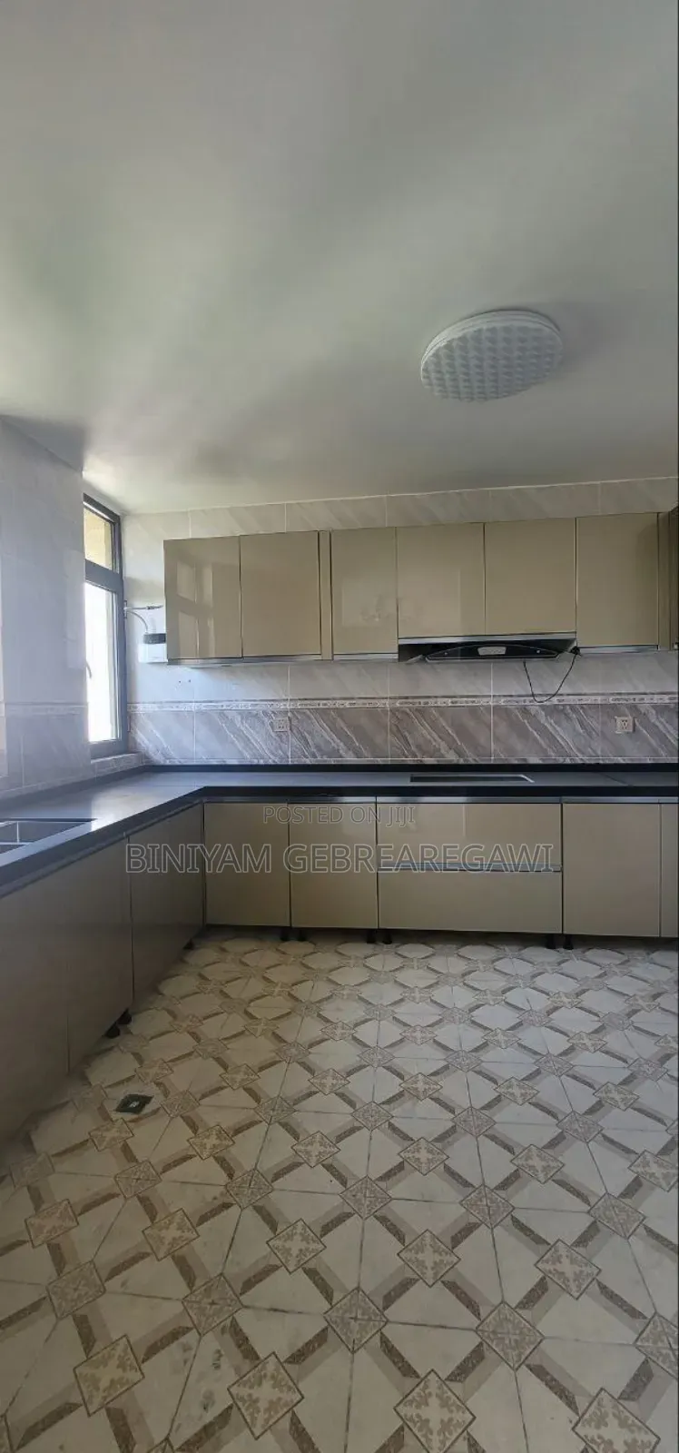 Furnished 2bdrm Apartment in Apartment, Yeka for rent