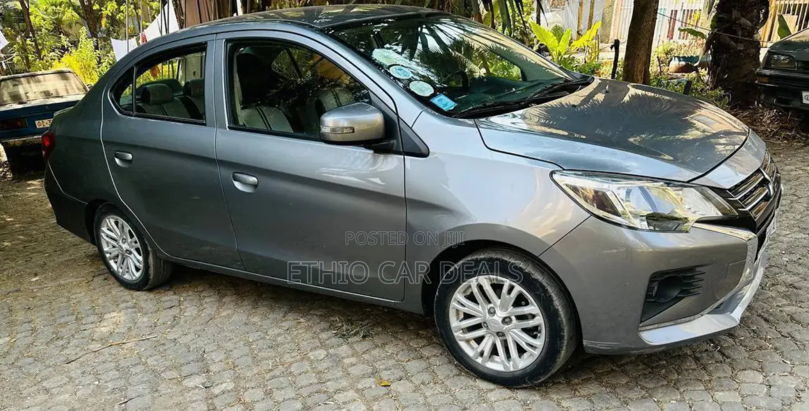 Mitsubishi Attrage 2022 Gray