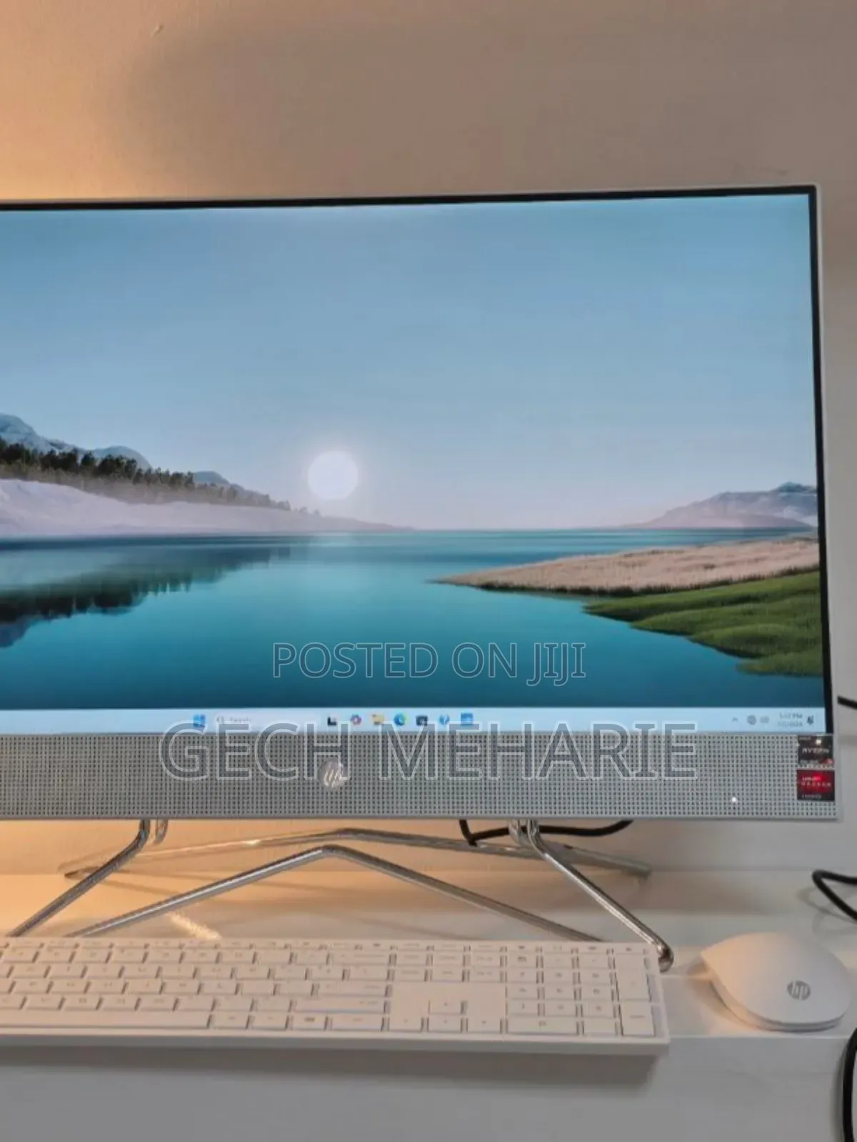 New Desktop Computer HP 200 G4 22 All-in-One 16GB AMD Ryzen 5 SSD 512GB