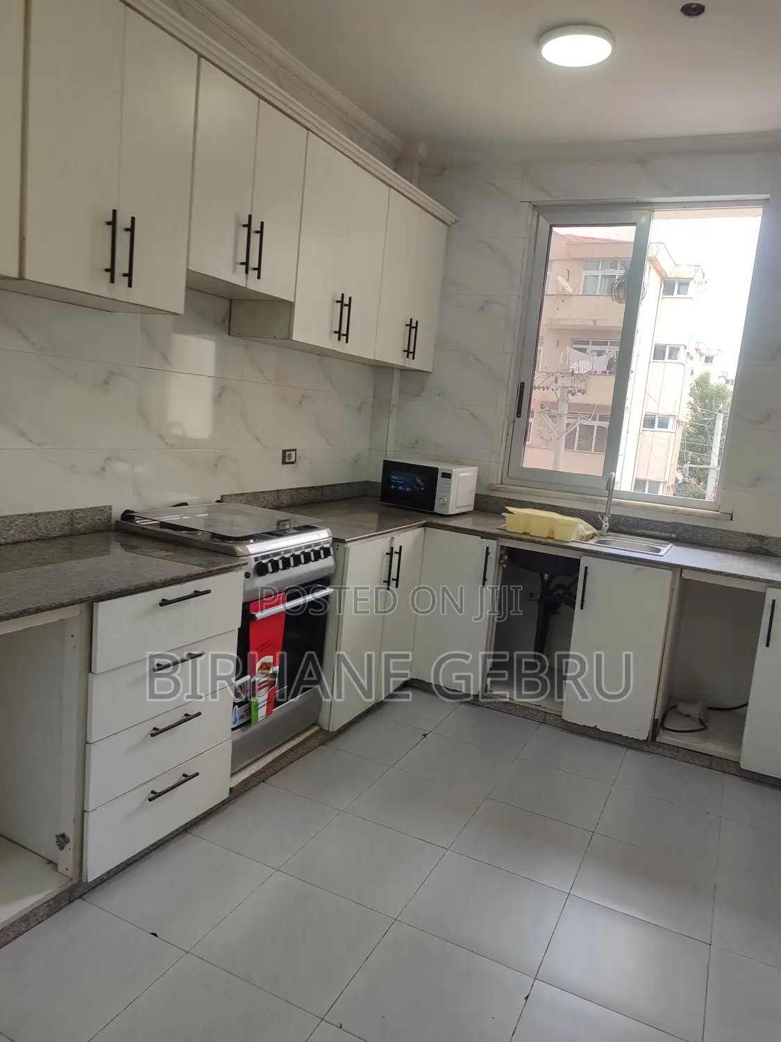 3bedroom Luxuru Fernished Apartiment for Rent