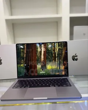 Photo - New Laptop Apple MacBook Pro M1 16GB Apple M1 Pro SSD 512GB