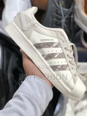 Photo - Adidas Old School Customed