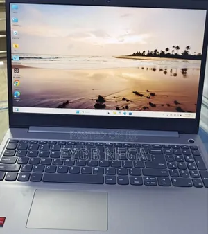 Photo - New Laptop Lenovo Ideapad 3 8GB AMD Ryzen 5 SSD 256GB
