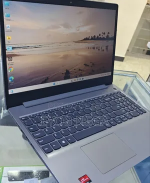 New Laptop Lenovo Ideapad 3 8GB AMD Ryzen 5 SSD 256GB