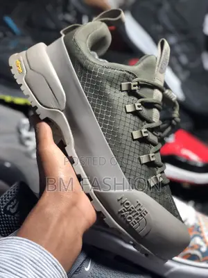 Photo - The North Face Glenclyffe Low Light Green