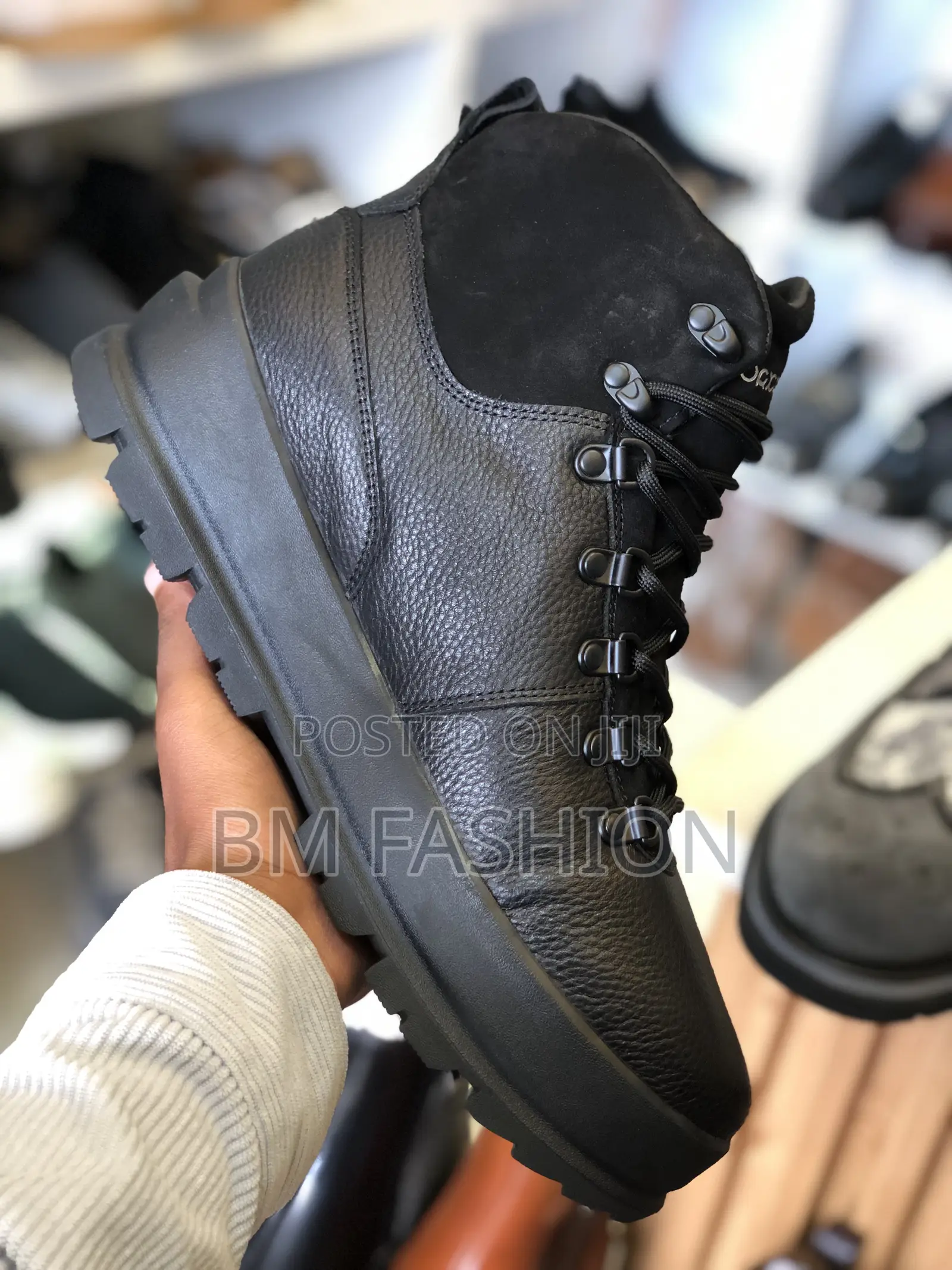 High Quality Black Leather Boots For Everyday Wear