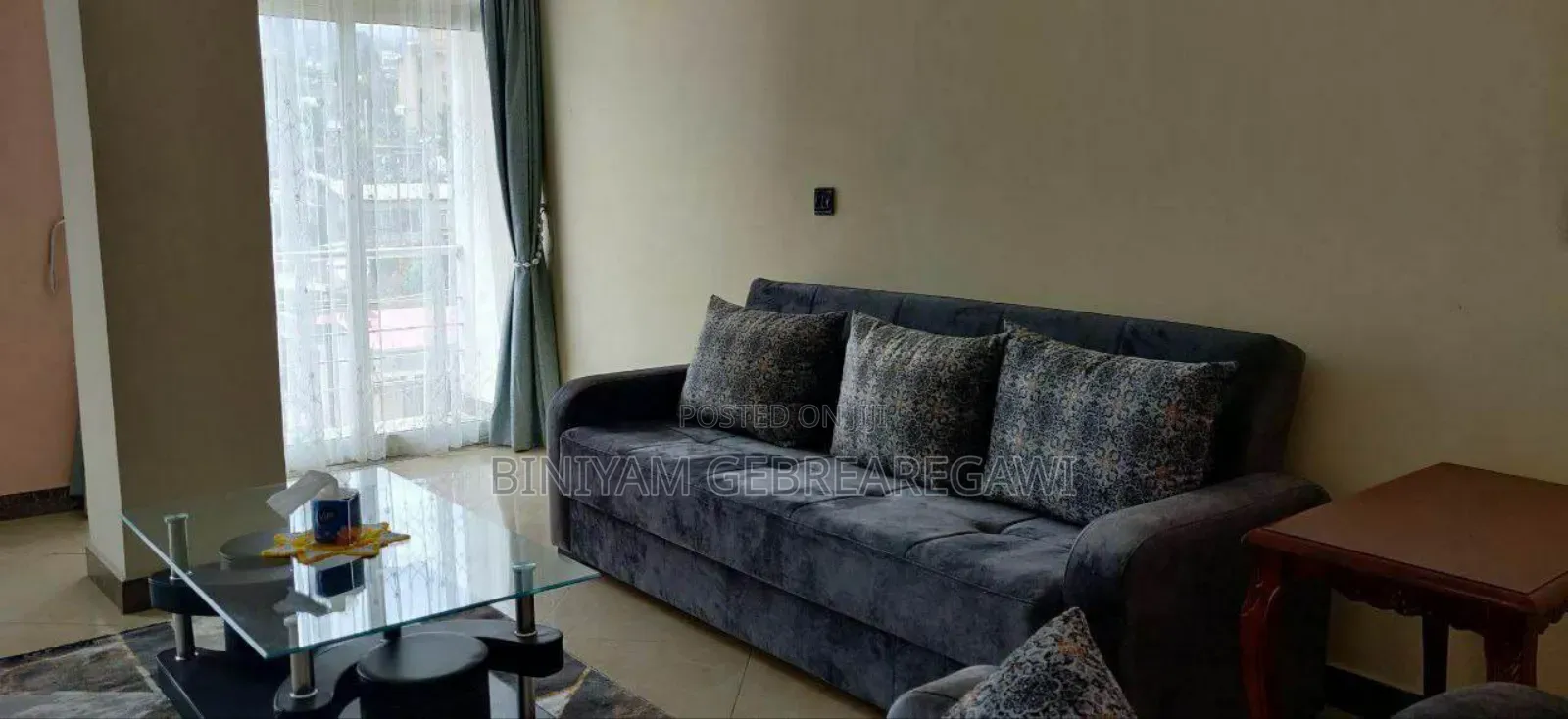 Furnished 1bdrm Apartment in Apartment, Yeka for rent