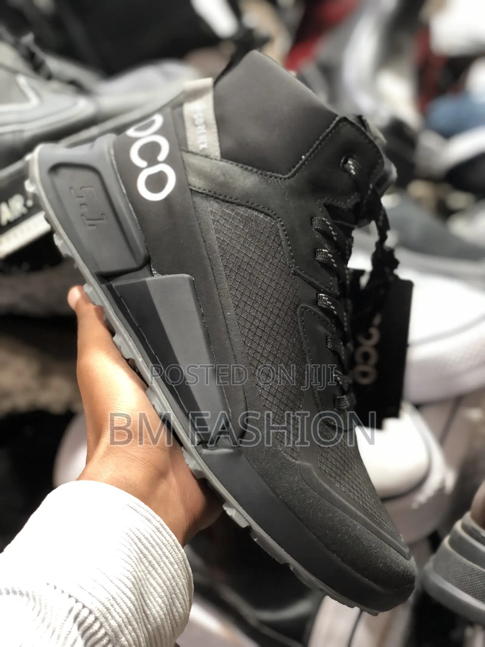 High Quality Black Fashion Trendy Boots