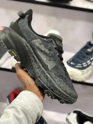 Photo - Hoka Speedgoat 6 GTX Trail Running Shoe - Men's - Footwear