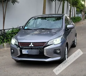 Mitsubishi Attrage 2022 Gray