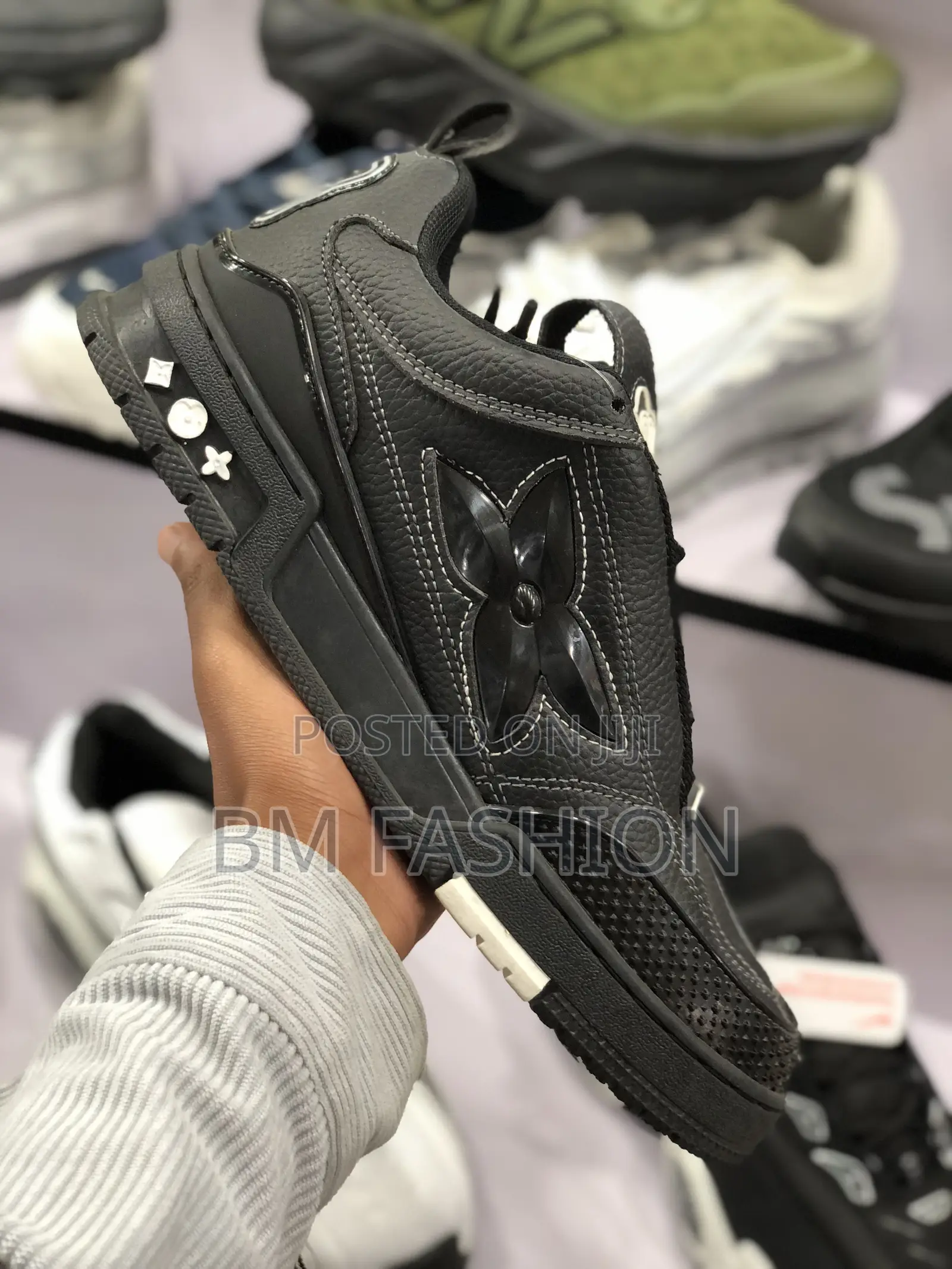 New Arrival | Lv Stake Trainer | Black Trendy