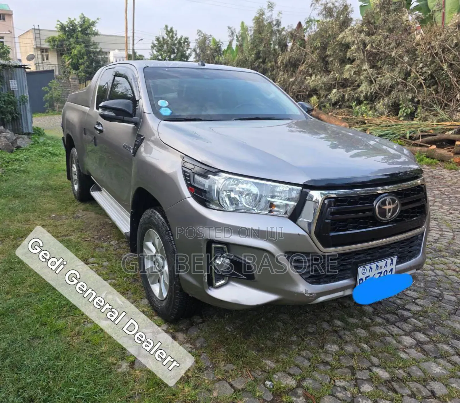 Toyota Hilux 2020 Gray
