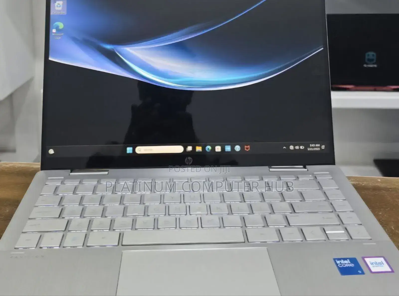 New Laptop HP Pavilion X360 16GB Intel Core I5 SSD 1T