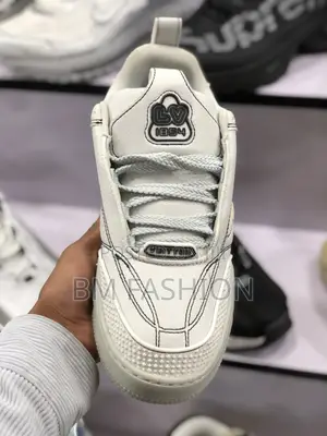 New Arrival Lv Stake Trainer Silver Fashion Ankle Boots