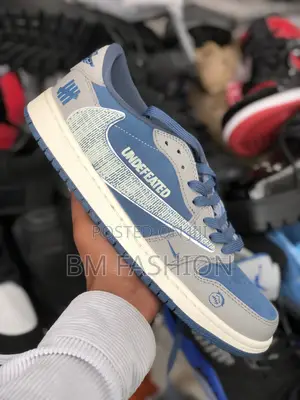 Photo - Travis Scott Quality Sneaker Blue