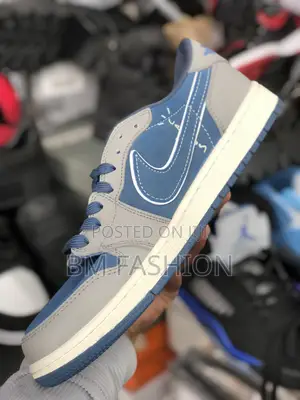 Travis Scott Quality Sneaker Blue