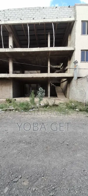 6bdrm House in Akaky Kaliti for sale