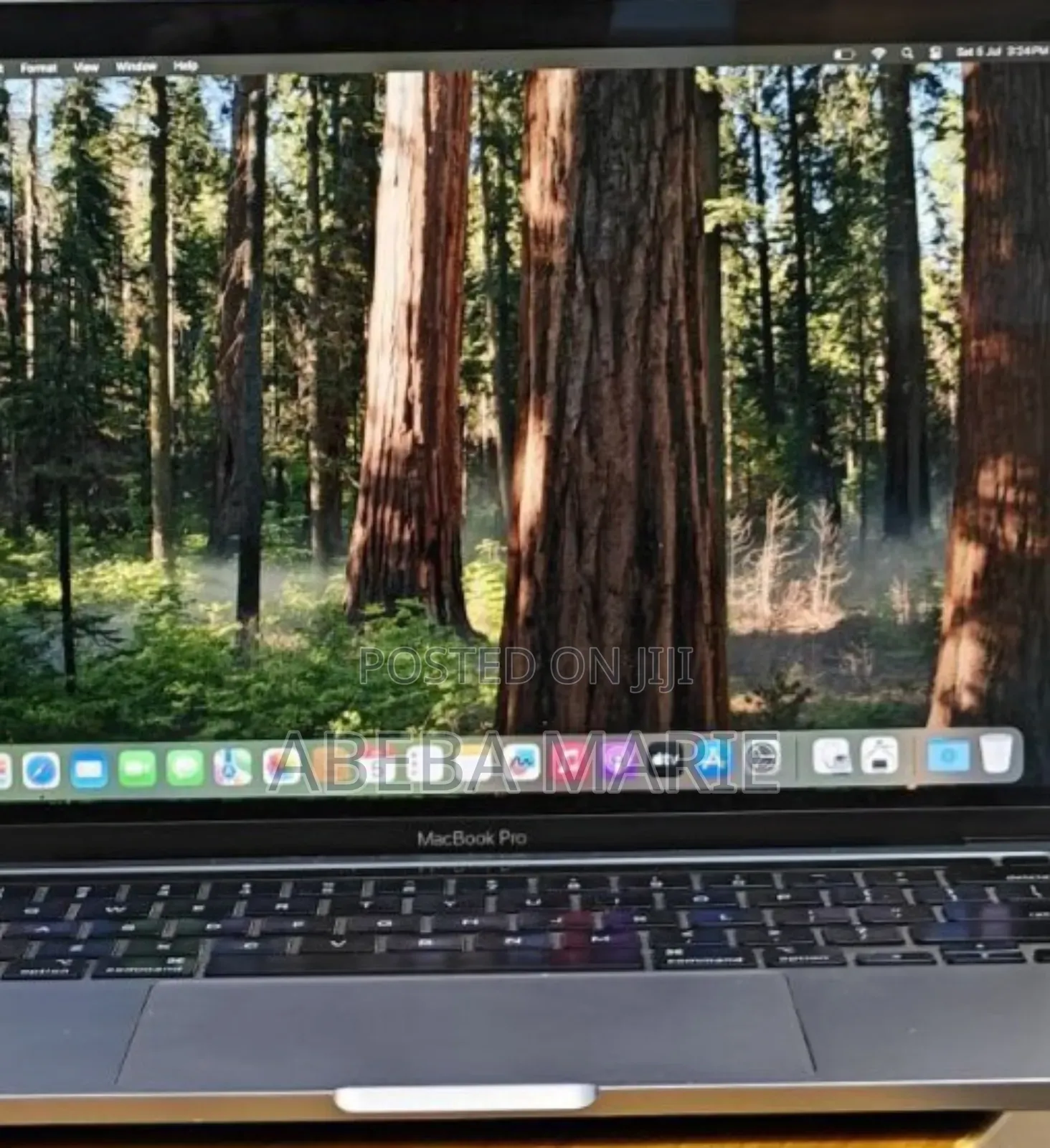New Laptop Apple MacBook Pro 2020 8GB Intel Core I5 SSD 256GB
