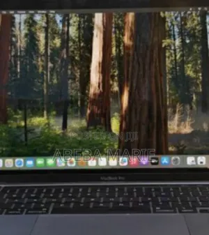 New Laptop Apple MacBook Pro 2020 8GB Intel Core I5 SSD 256GB