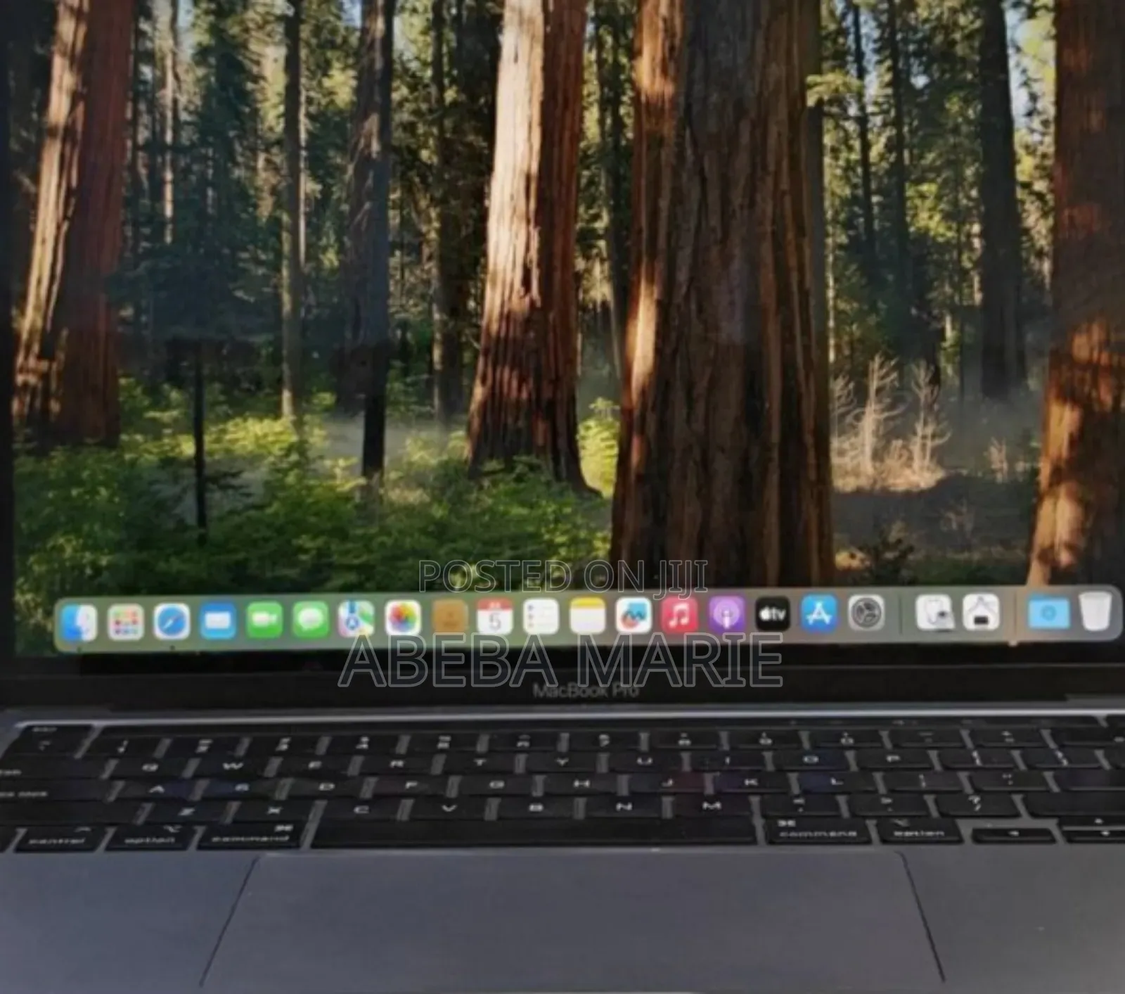 New Laptop Apple MacBook Pro 2020 8GB Intel Core I5 SSD 256GB
