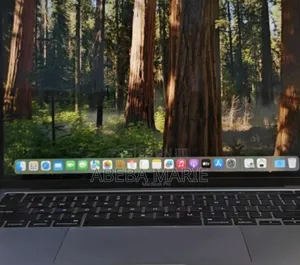 New Laptop Apple MacBook Pro 2020 8GB Intel Core I5 SSD 256GB