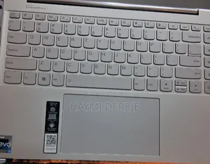 New Laptop Lenovo Yoga 9i 16GB Intel Core I7 SSD 512GB