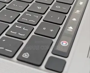 New Laptop Apple MacBook Pro 2020 M1 8GB Apple M1 SSD 256GB