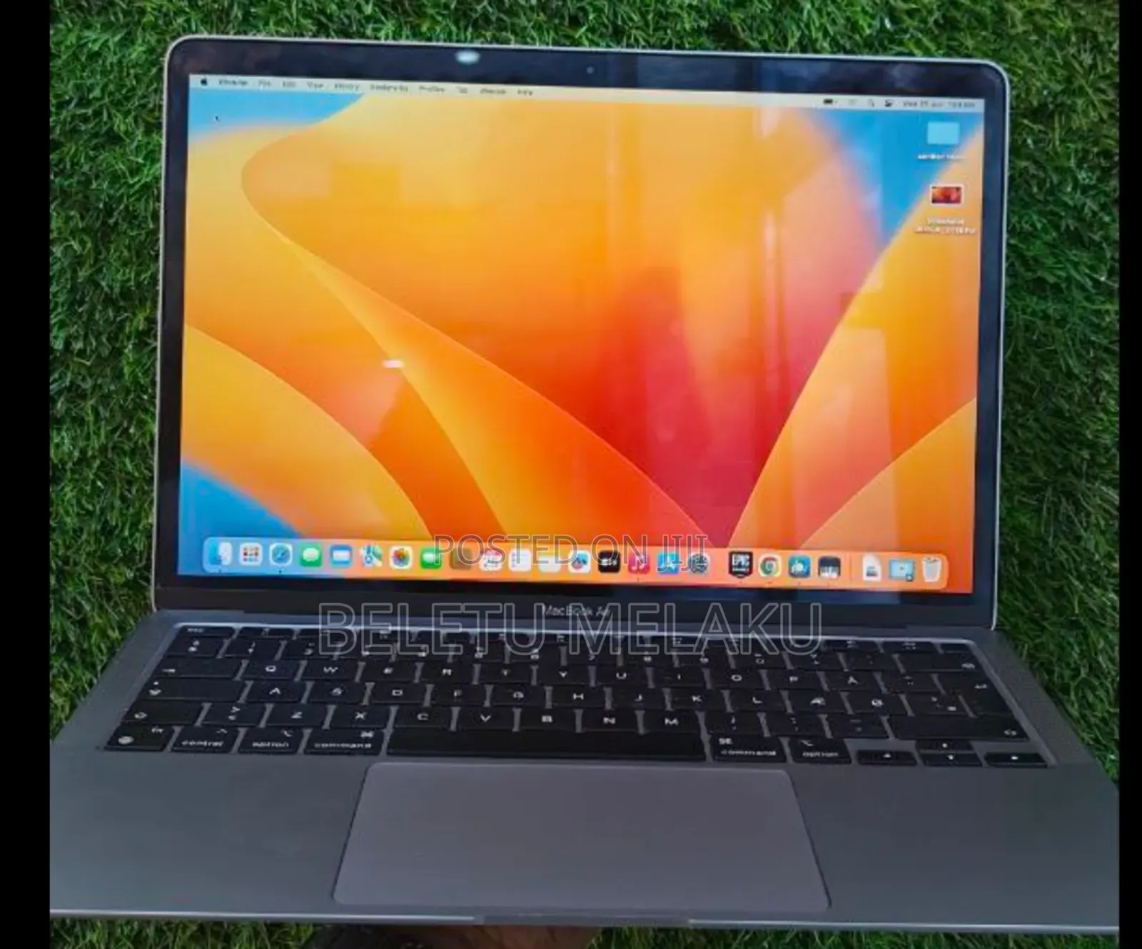 New Laptop Apple MacBook Air 2020 M1 8GB Apple M1 SSD 256GB