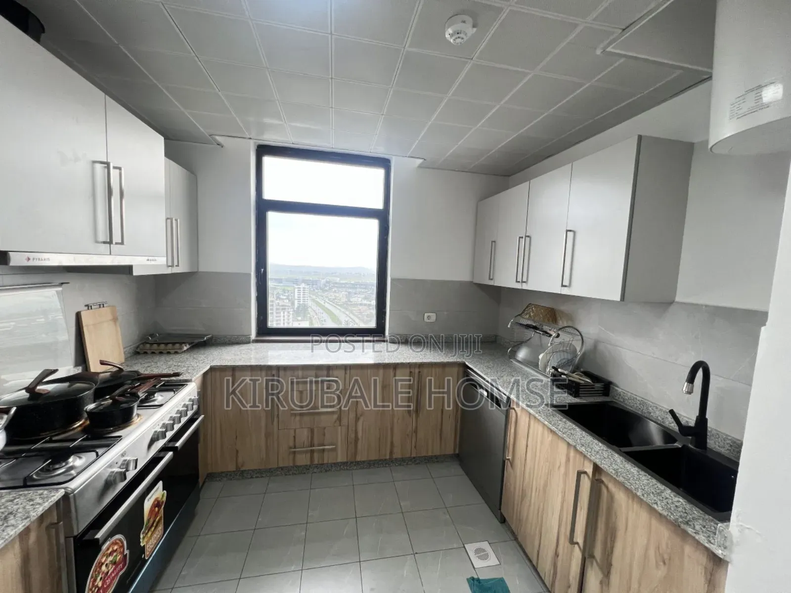 Furnished 3bdrm Apartment in Bola Medhanialeme, Bole for rent